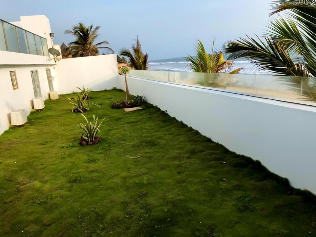 Villa Somone Pied Dans L'Eau Eksteriør billede